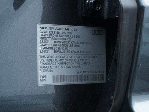 Used 2025 Audi SQ7 Premium Plus AWD/4WD image 88