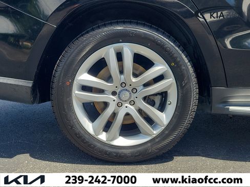 Used 2017 Mercedes-Benz GLS 450 4MATIC image 9
