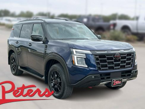 Used 2025 Nissan Armada PRO-4X image 1