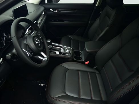 New 2025 MAZDA CX-5 Carbon Edition image 4