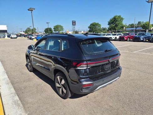 Used 2025 Volkswagen Taos S AWD/4WD image 8