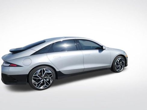 Used 2023 Hyundai Ioniq 6 Limited AWD/4WD image 12