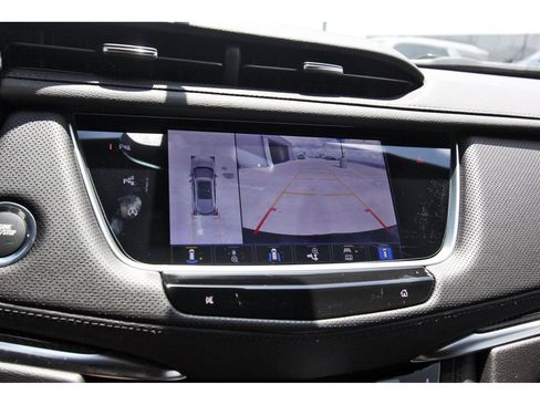 New 2026 Cadillac XT5 Sportv w/ LPO, Onyx Lite Package AWD/4WD image 17