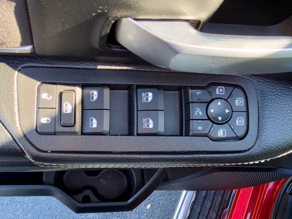 Used 2026 RAM 2500 Big Horn AWD/4WD image 16