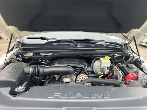 Used 2019 RAM 1500 Big Horn AWD/4WD image 15