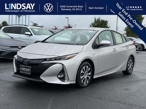 Used 2021 Toyota Prius Prime Limited image 6