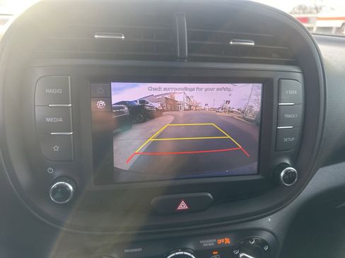 Used 2024 Kia Soul LX w/ Option Group 015 image 26