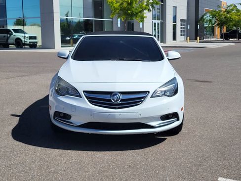Used 2019 Buick Cascada Premium FWD image 2
