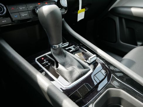 New 2026 Jeep Compass Limited AWD/4WD image 17
