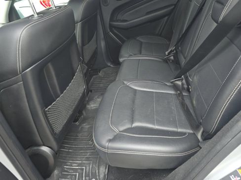 Used 2014 Mercedes-Benz ML 350 ML350 4MATIC SUV AWD w/ Premium 1 Package image 18