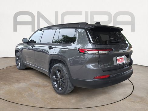 Used 2023 Jeep Grand Cherokee L Limited w/ Black Appearance Package AWD/4WD image 6
