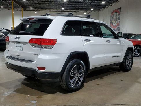 Used 2018 Jeep Grand Cherokee Limited w/ Luxury Group II image 10