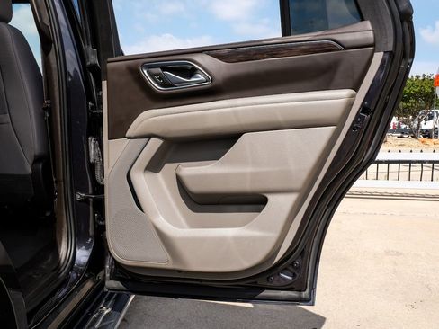 Used 2023 Chevrolet Tahoe LS RWD image 47