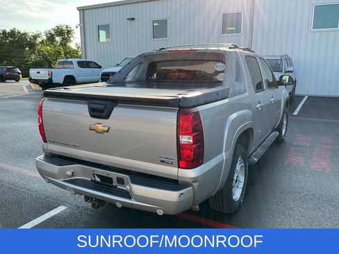 Used 2007 Chevrolet Avalanche LT w/ LT Preferred Equipment Group AWD/4WD image 3