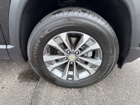 Used 2026 Chevrolet Equinox LT w/ Convenience Package II FWD image 32