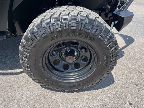 Used 2014 Jeep Wrangler Unlimited Sport w/ Quick Order Package 24S AWD/4WD image 41