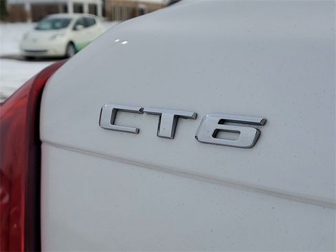 Used 2018 Cadillac CT6 Luxury image 6