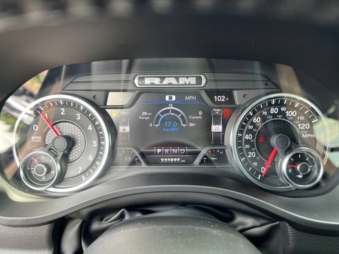 Used 2023 RAM 1500 Big Horn AWD/4WD image 15