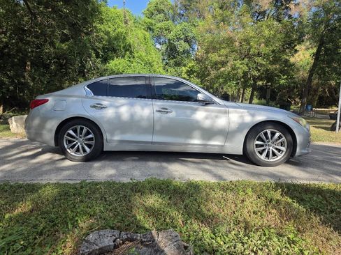 Used 2014 INFINITI Q50 Premium w/ Navigation Package RWD image 3