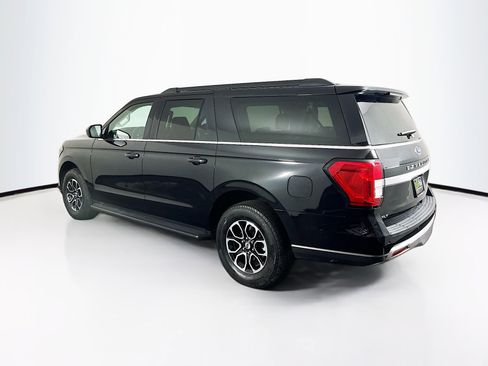 Used 2024 Ford Expedition Max XLT image 5