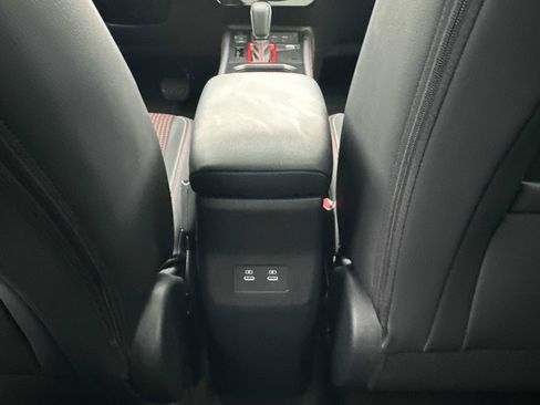 New 2026 Nissan Kicks SR w/ SR Premium Package AWD/4WD image 30