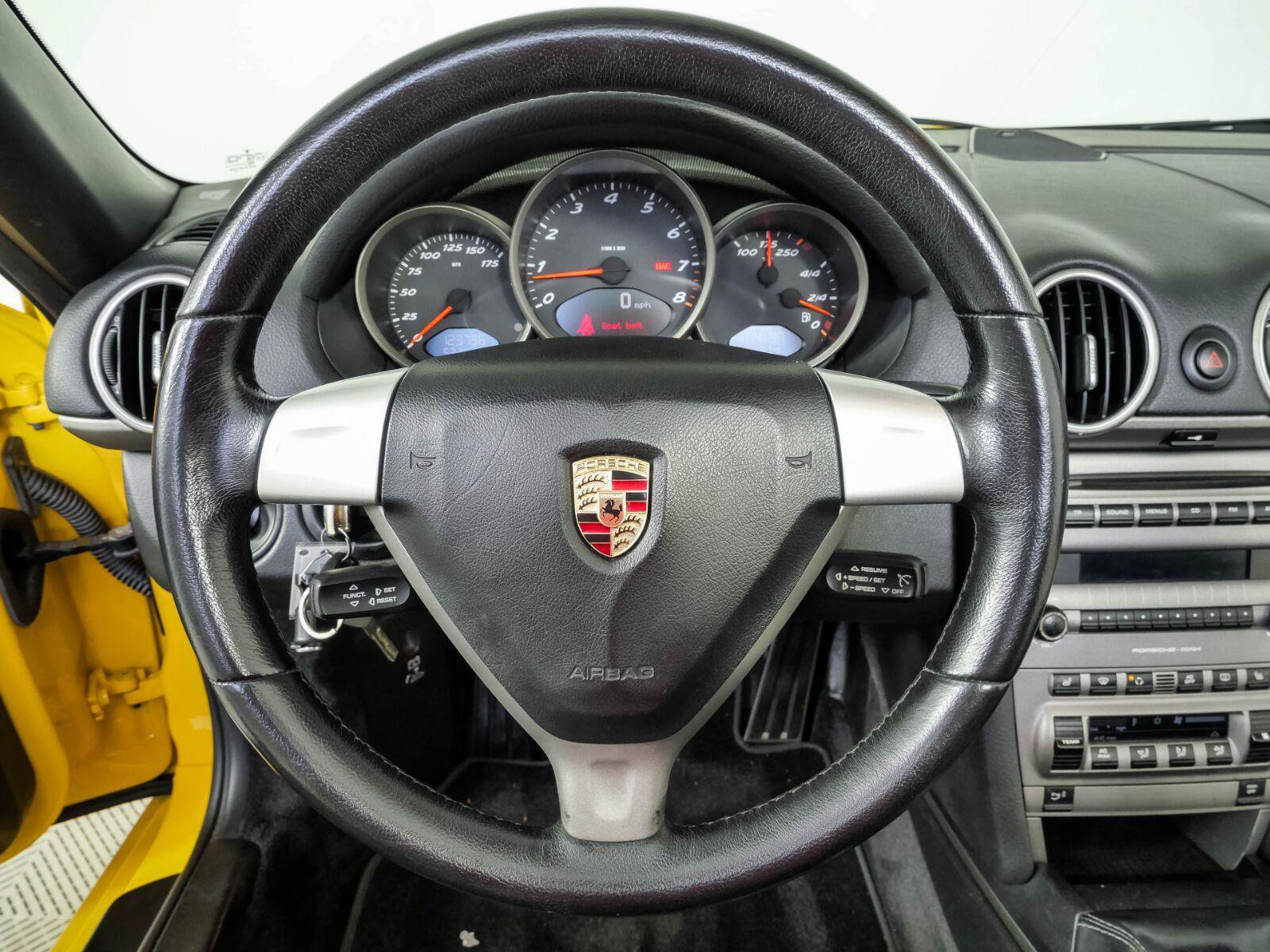 Used 2005 Porsche Boxster RWD image 9