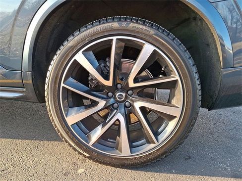 Used 2021 Volvo XC90 T8 Inscription Expression w/ Climate Package image 32