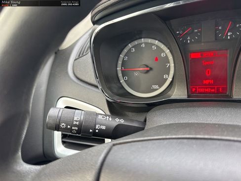 Used 2014 GMC Terrain SLE image 19