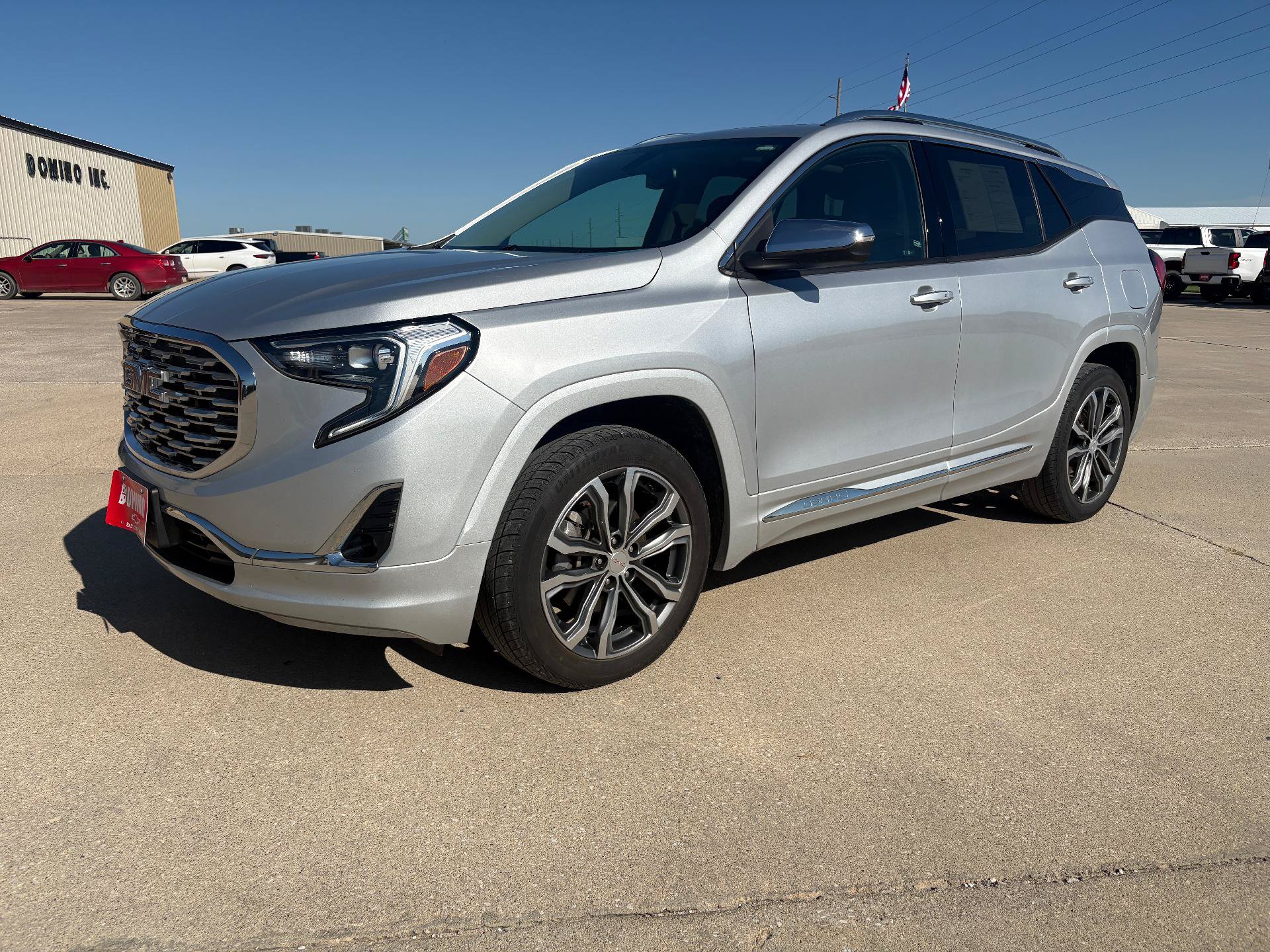 Used 2018 GMC Terrain Denali w/ Comfort Package AWD/4WD image 2