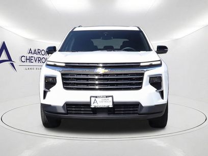 Used 2025 Chevrolet Traverse LT w/ Sun and Wheel Package