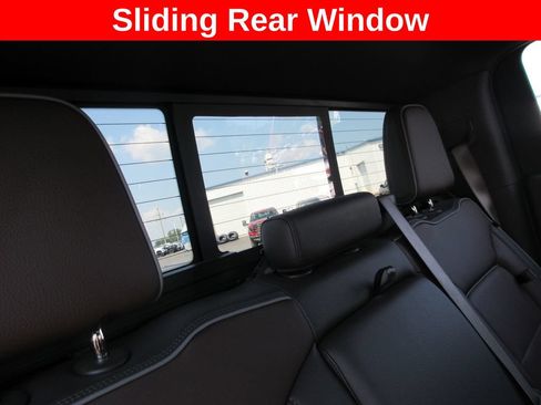 Certified 2025 GMC Sierra 1500 Denali AWD/4WD image 29