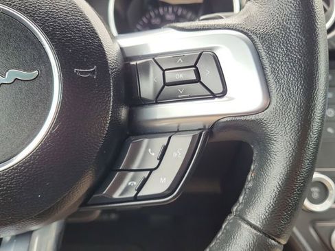 Used 2020 Ford Mustang Coupe RWD image 21