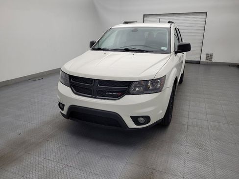 Used 2019 Dodge Journey SE w/ Premium Group FWD image 15