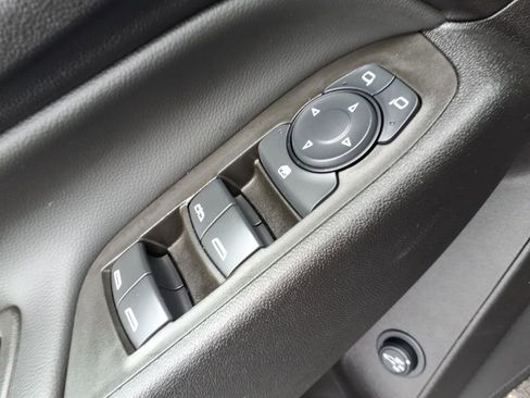 Certified 2024 Chevrolet Equinox LT image 16