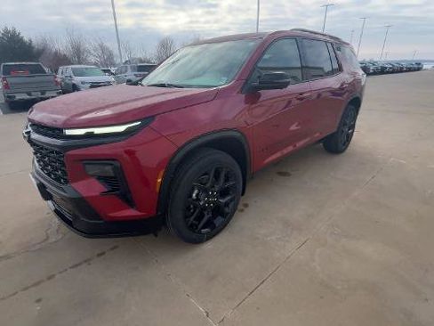 New 2026 Chevrolet Traverse RS w/ LPO, Floor Liner Package image 39