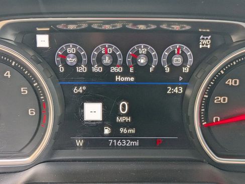 Used 2021 Chevrolet Tahoe Premier w/ Premium Package image 11