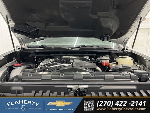 Used 2022 Chevrolet Silverado 2500 W/T AWD/4WD image 16