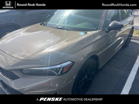 Used 2025 Honda Civic Sport image 1