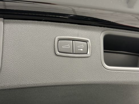 New 2026 Porsche Macan AWD/4WD image 62