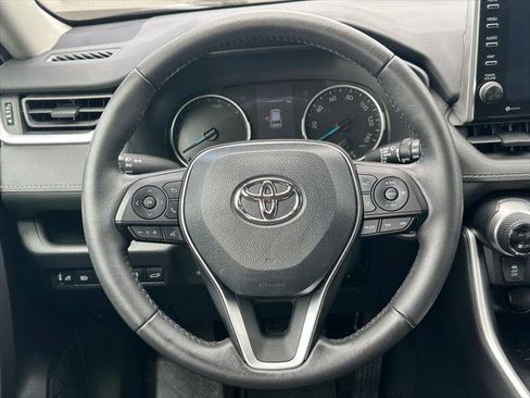 Certified 2022 Toyota RAV4 XLE w/ Convenience Package AWD/4WD image 19