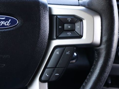 Used 2020 Ford F250 Lariat AWD/4WD image 24