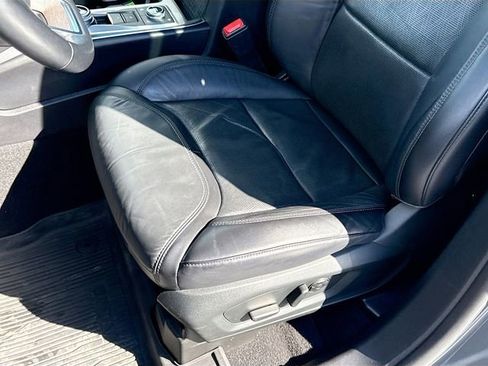 Certified 2021 Ford Explorer Platinum w/ Equipment Group 601A image 21