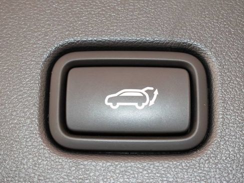 Used 2022 Hyundai Tucson Limited AWD/4WD image 15