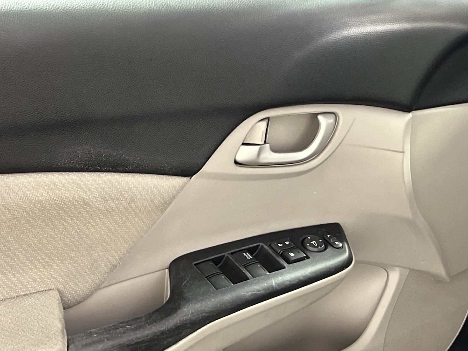 Used 2013 Honda Civic LX image 15