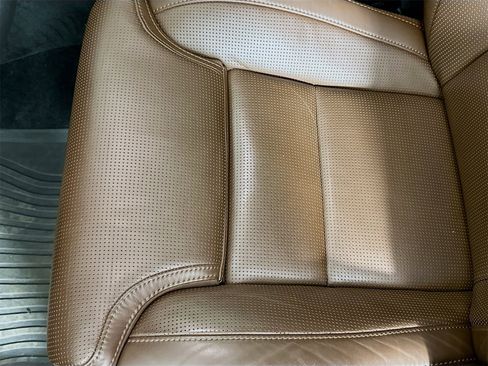 Used 2024 Volvo XC90 T8 Ultimate w/ Lounge Package image 20