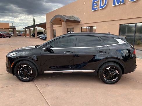 Certified 2026 Kia Sportage EX w/ EX Panorama Roof Package image 5