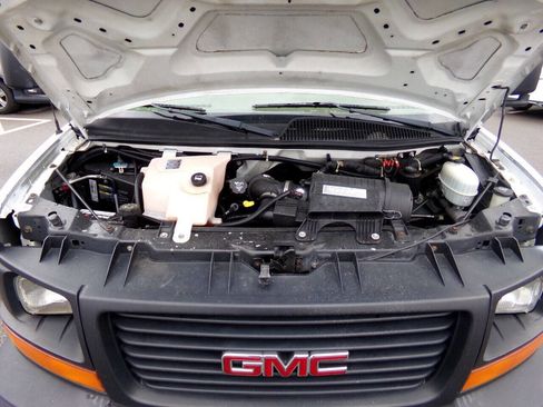 Used 2007 GMC Savana 3500 image 63