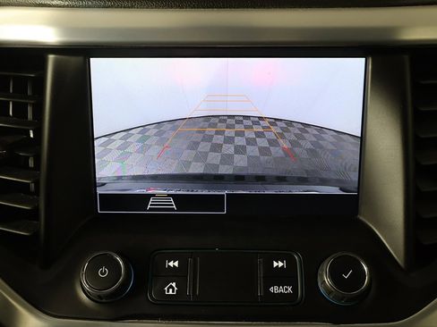 Used 2023 GMC Acadia SLE w/ Driver Convenience Package image 42