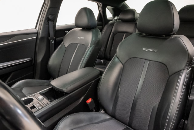 Used 2022 Kia K5 GT-Line w/ GT-Line FWD Premium Package image 11