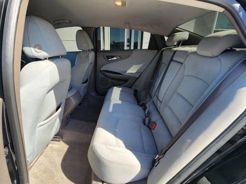 Used 2018 Chevrolet Malibu LS FWD image 18
